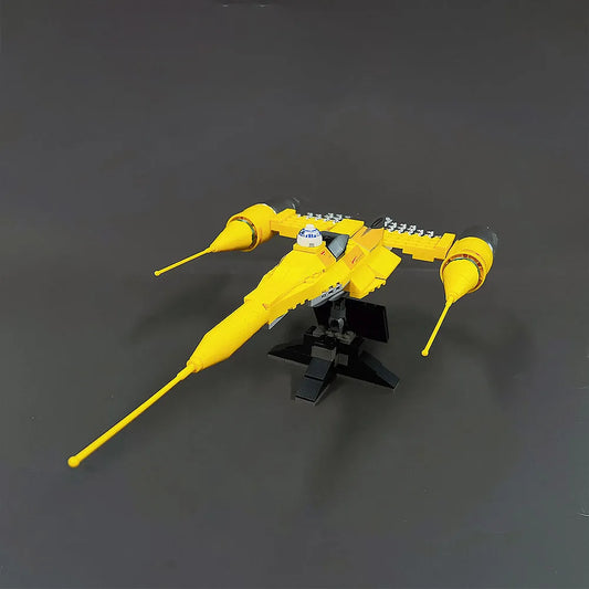 MOC Building Block Set: Star Wars MOC Naboo Starfighter Shuttle