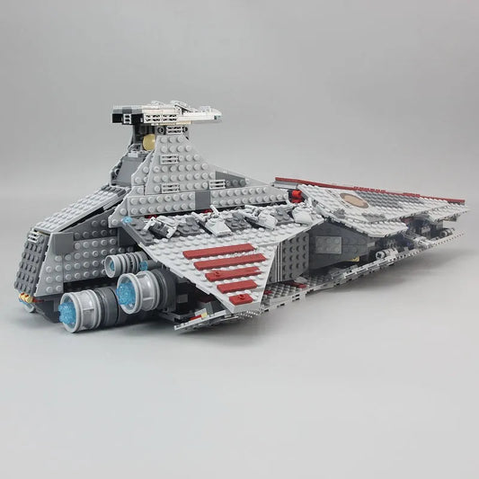 MOC Building Block Set: Star Wars Venator Republic Attack Cruiser