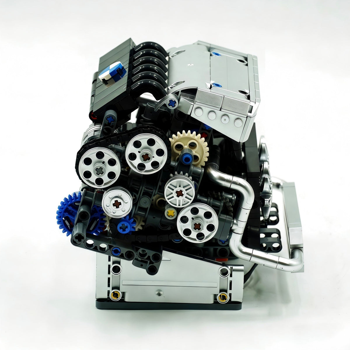 Trilumity Building Block Set: Motorised Inline-6 BMW Engine | German Performance Legend (743-Piece)