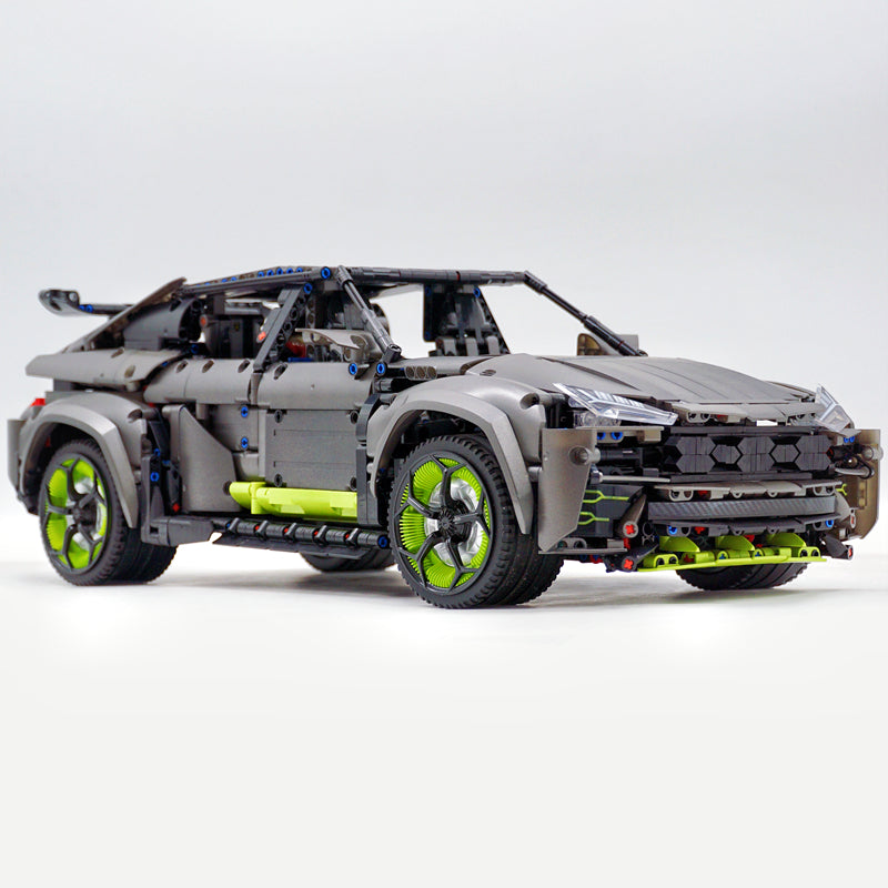 Trilumity Lamborghini URUS SUV, Collector's Edition Building Block Set, 1:8 Scale, Remote Control, 3,251-Piece