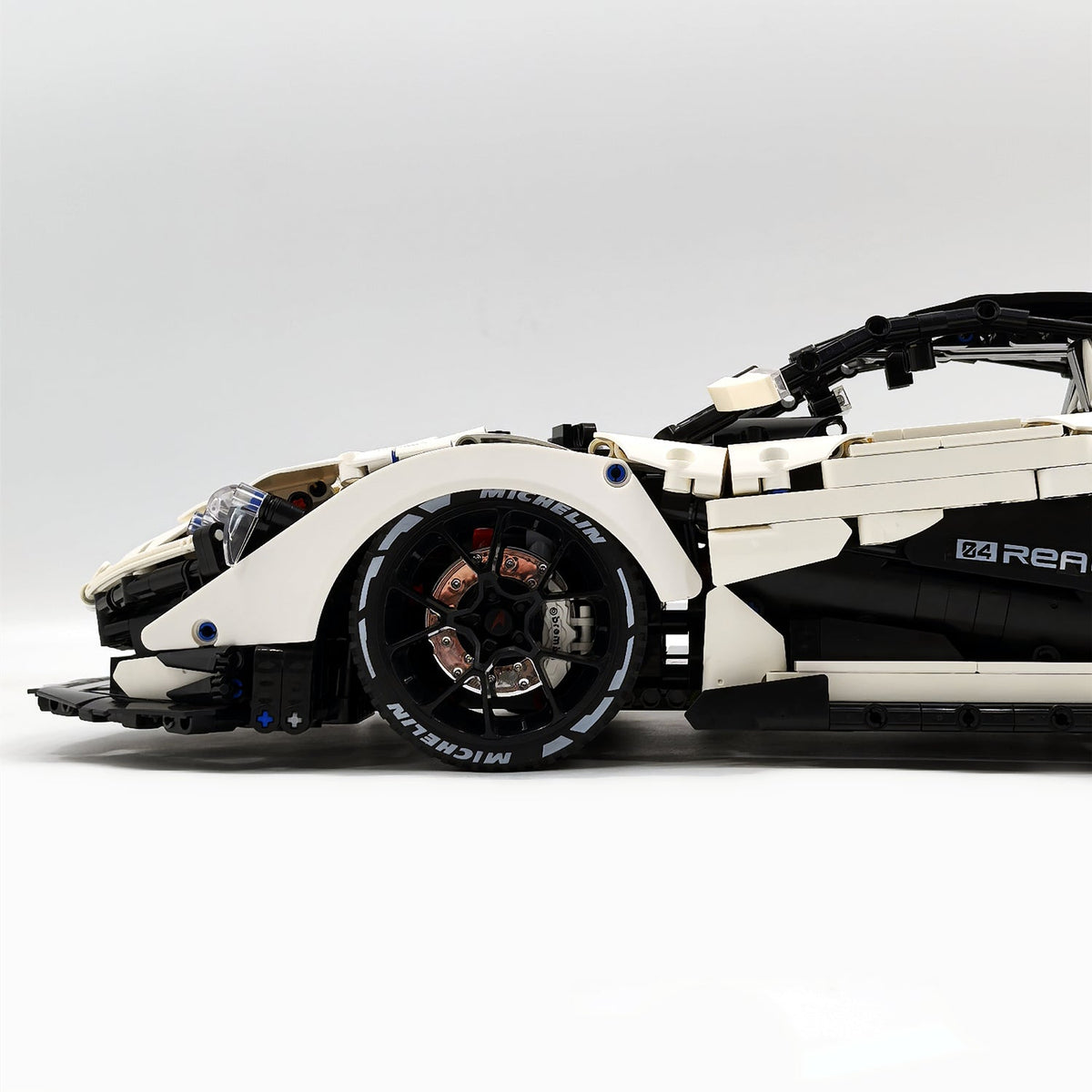 Trilumity Motorized Building Block Set: 1: 8 British Hybrid Hypercar White Goddess Supercar Building Sets with Remote Control, Electric lift tail