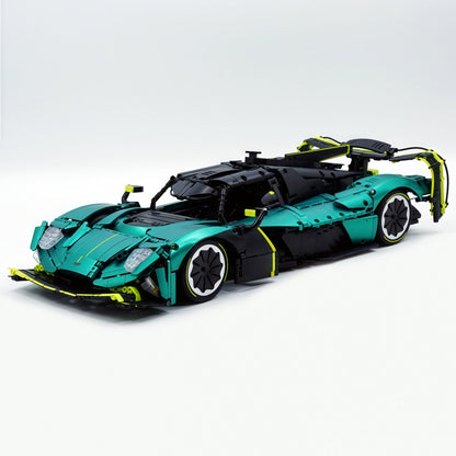 Trilumity Building Block Set: 1: 8 Aston Martin Valkyrie Hypercar (3869-Piece)