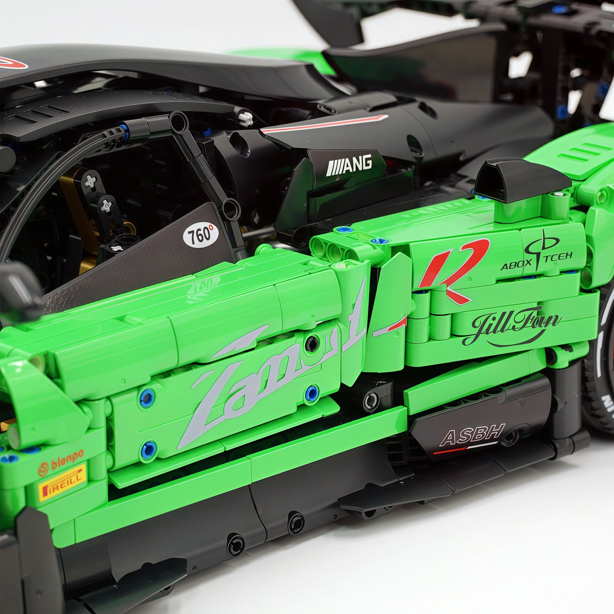 Trilumity Building Block Set: 1:8 Pagani Zonda R | Pearl Green Paint Italian Hypercar (3300+-Piece)