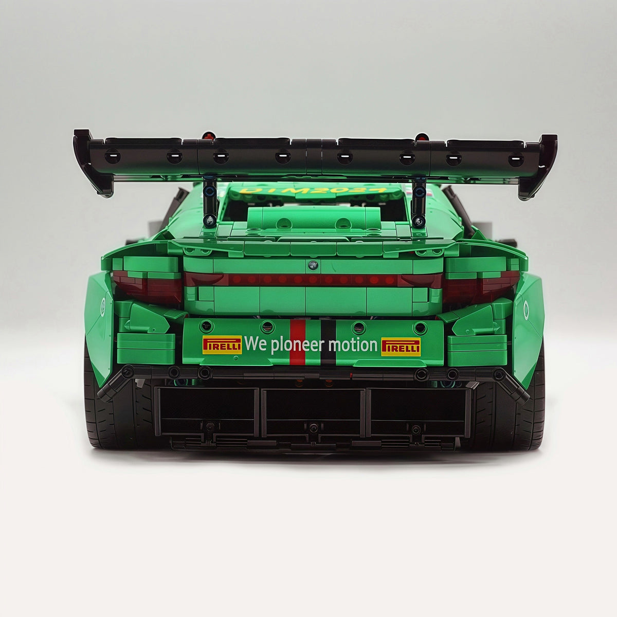 Trilumity Building Block Set: 1: 8 BMW M4 GT3 Building Set, Fully Detailed Simulation, Isle of Man Green Custom Edition (4556Piece)