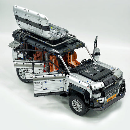 Trilumity Building Block Set: 1:8 Land Rover Defender 110 Silver Off-Road | Ultimate Detailed Set | Remote Controlled (5268-Piece)