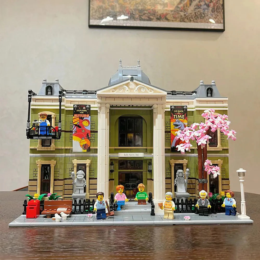 MOC Building Block Set: Street Experts Natural History Museum, Model 63210