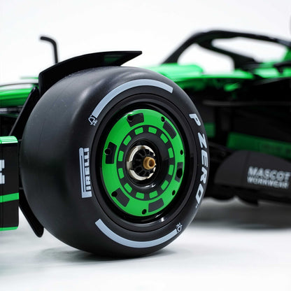 Trilumity Building Block Set: 1: 8 Kick Sauber F1 Team C44, Officially Licensed Model (2553-Piece)
