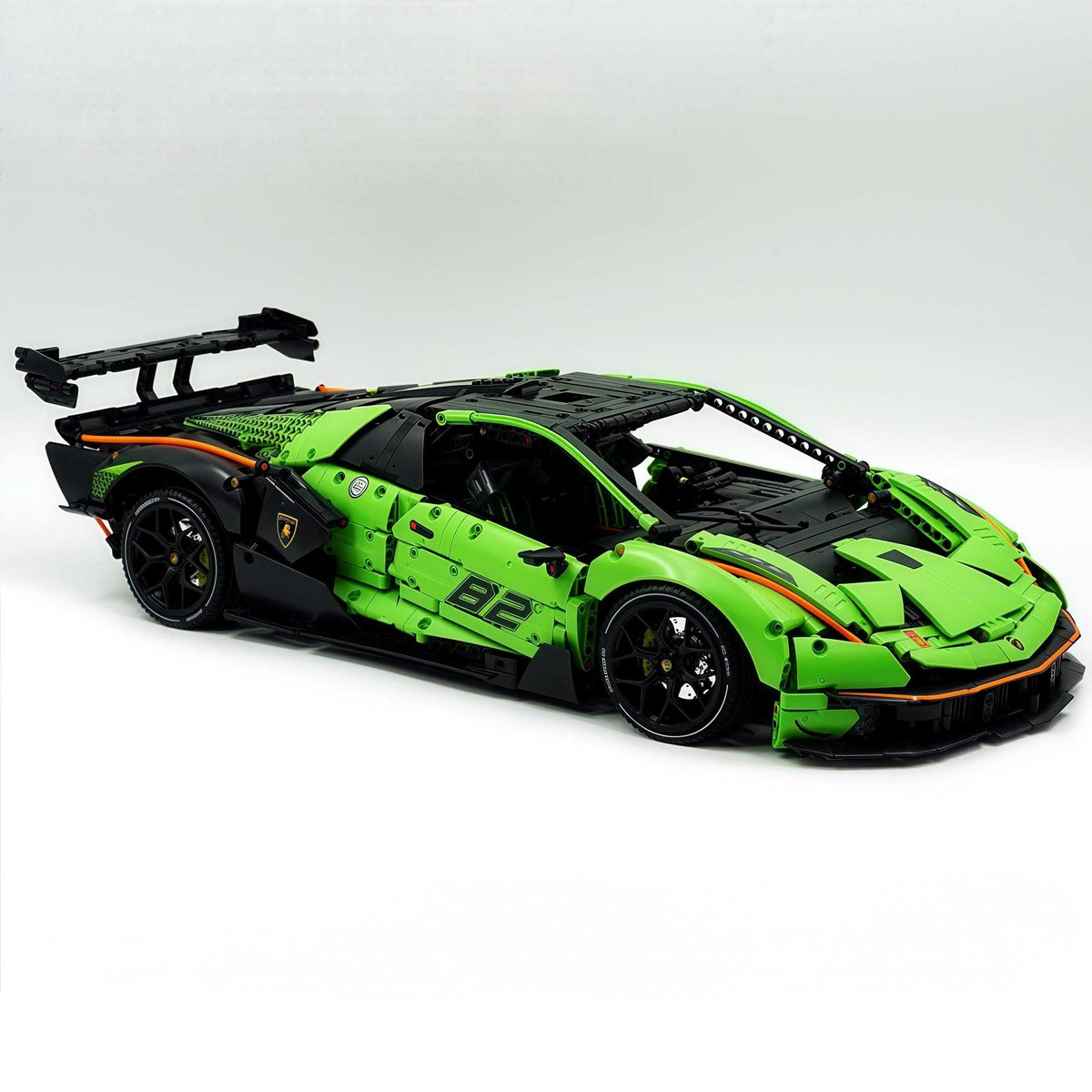 Trilumity Building Block Set: 1: 8 The Ultimate Italian Track-Only V12 Hypercar (4100+Piece)