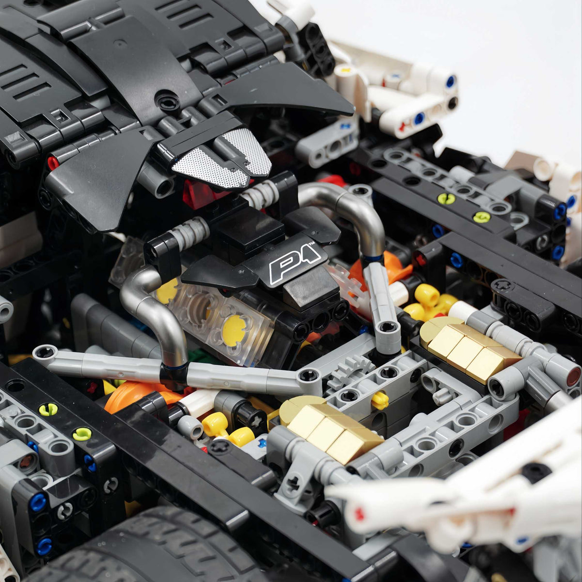 Trilumity Building Block Set: 1: 8 The Ultimate British Hybrid Hypercar | White Custom Edition(3893-Piece)