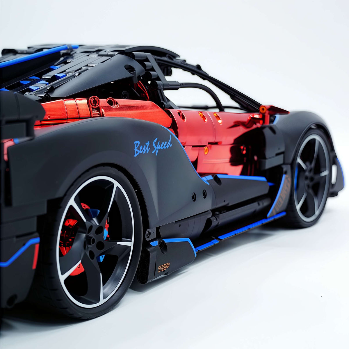 Trilumity Motorized Building Block Set: 1: 8 Woking Hypercar Track Focus, Aerodynamic Brilliance, Mirror Customized Edition (3862-Piece)