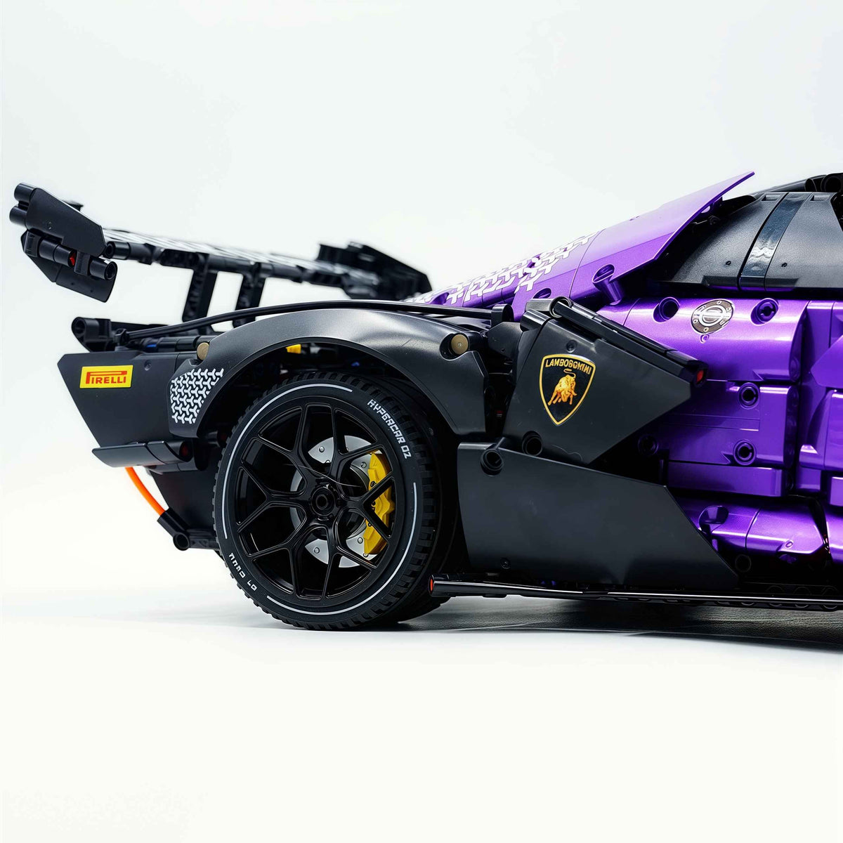 Trilumity Building Block Set: 1: 8 The Ultimate Italian Track-Only V12 Hypercar, Amethyst Limited Edition (4100+Piece)