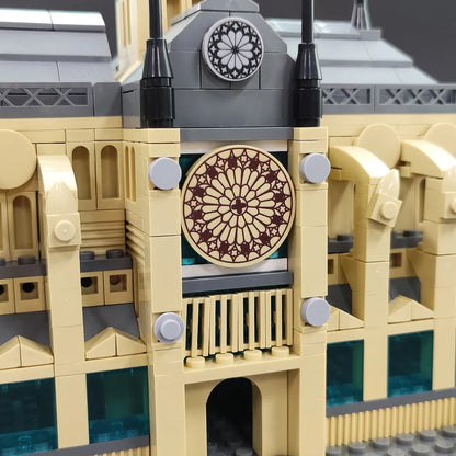 Wange MOC Building Block Set: Paris Notre Dame Cathedral, Model 5210