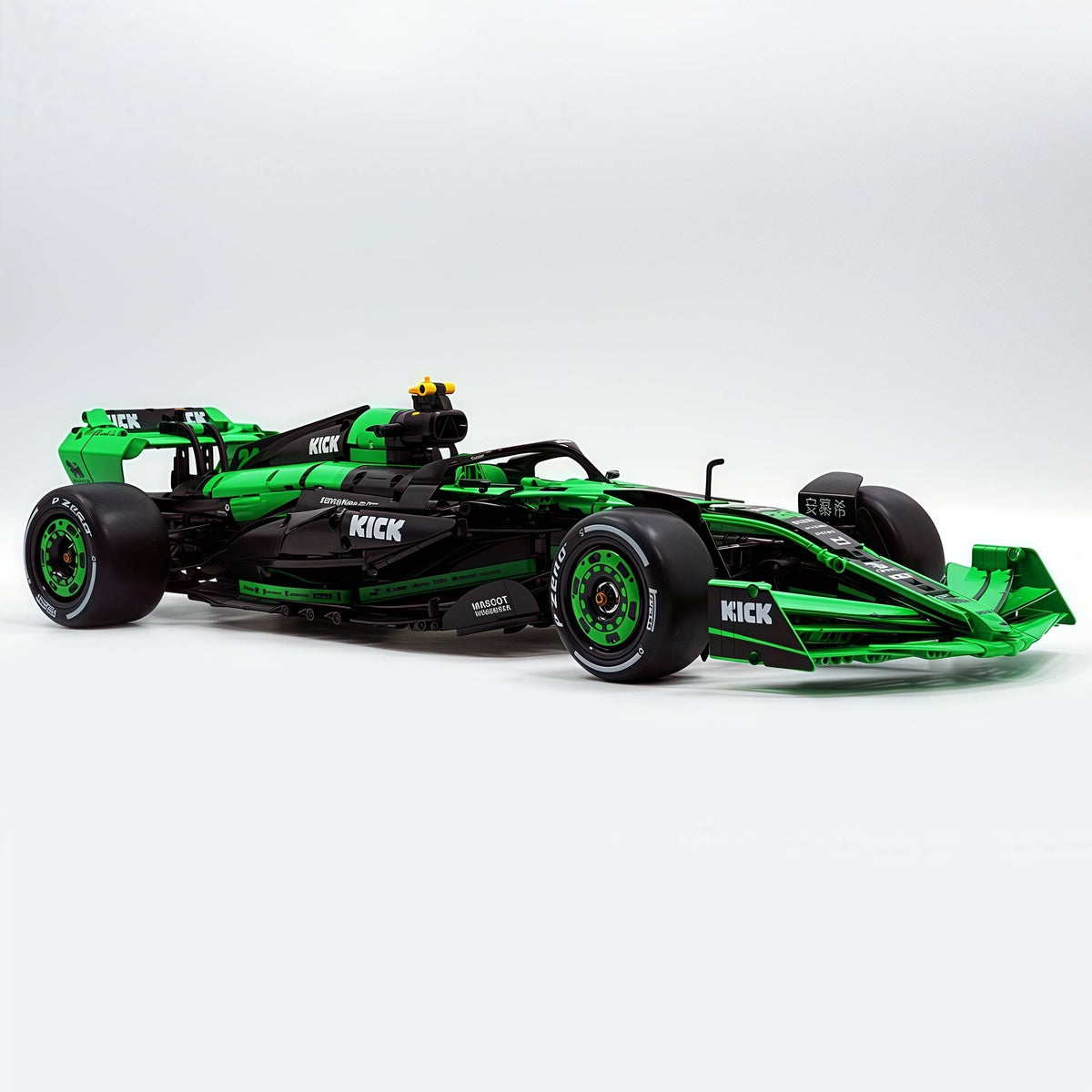 Trilumity Building Block Set: 1: 8 Kick Sauber F1 Team C44, Officially Licensed Model (2553-Piece)
