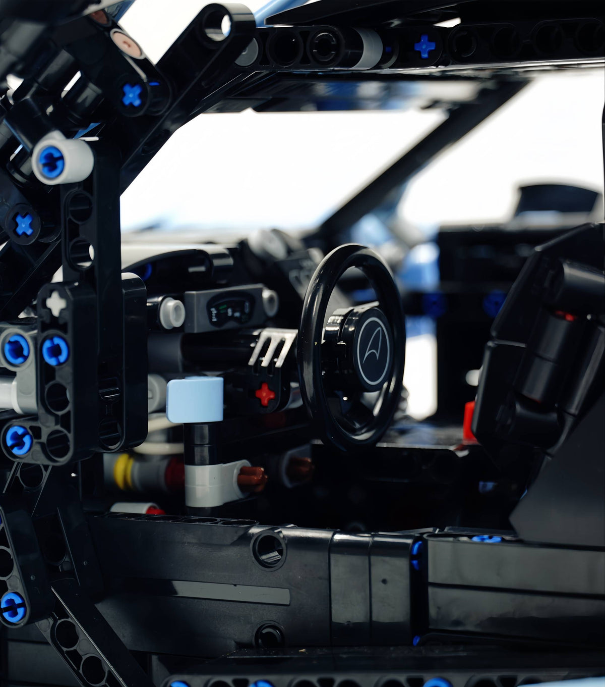 Trilumity Building Block Set: 1: 8 The Ultimate British Hybrid Hypercar | Gulf Blue Custom Edition(3893-Piece)