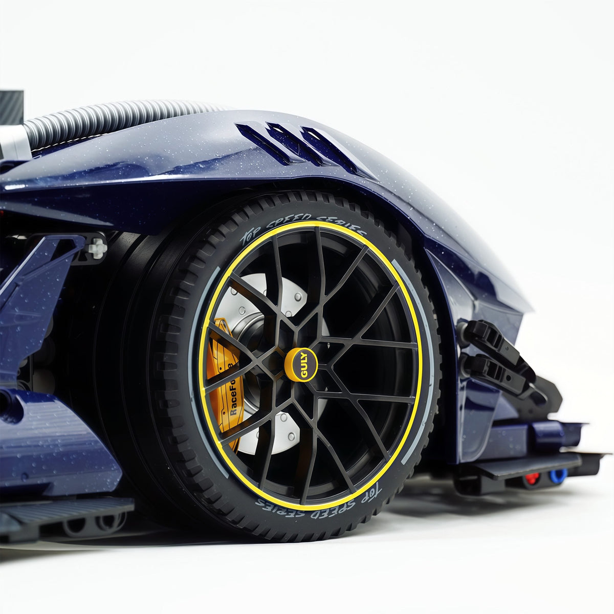 Trilumity Building Block Set: 1:8 Apollo Ie Hypercar — Midnight Edition | Starry Blue Exterior (3656Piece)