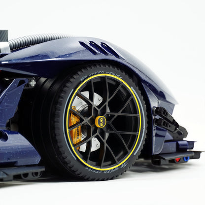 Trilumity Building Block Set: 1:8 Apollo Ie Hypercar — Midnight Edition | Starry Blue Exterior (3656Piece)