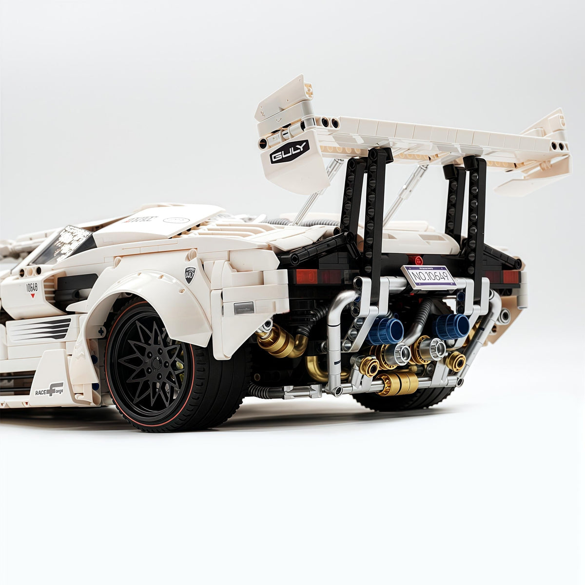 Trilumity Building Block Set: 1:8 Lamborghini Countach Lp5000 Building Set (3970+-Piece)