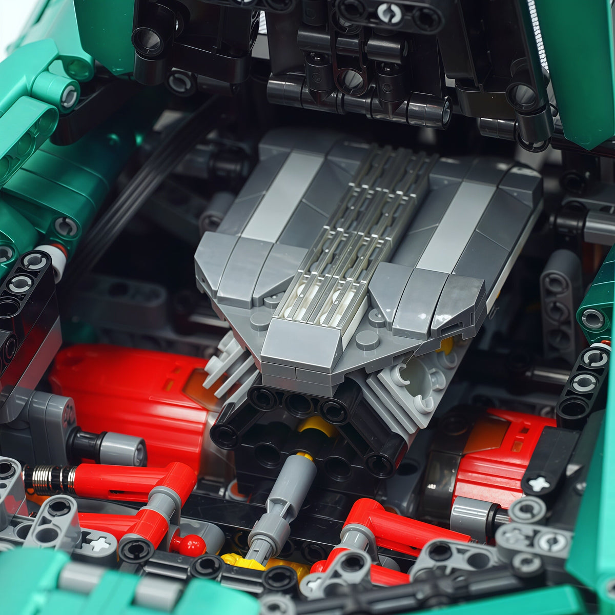 Trilumity Motorized Building Block Set: 1:8 The Ultimate Ajlani Drakuma | Customized Barrel-Plated Emerald V8 Concept Hypercar (3920+-Piece)