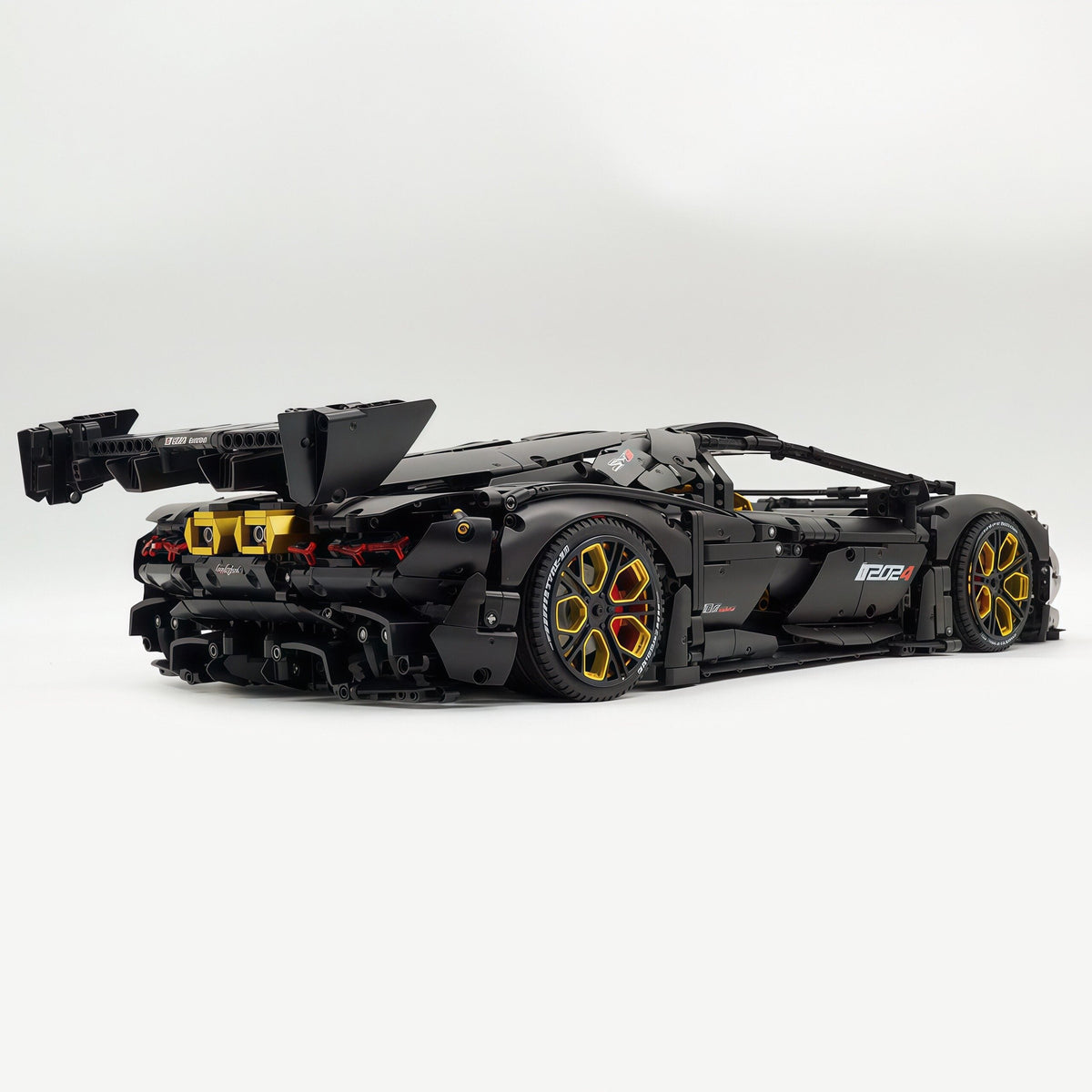 Trilumity Motorized Building Block Set: 1:8 Italian Bull Jota V12 Hypercar – Barrel Plated Matte Black Customized Edition (3260-Piece)
