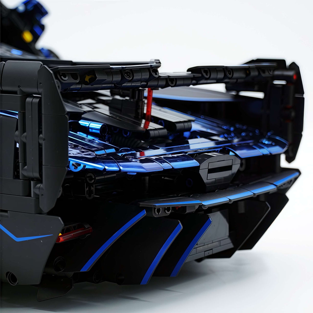 Trilumity Motorized Building Block Set: 1: 8 Woking Hypercar Track Focus, Aerodynamic Brilliance, Mirror Customized Edition (3862-Piece)