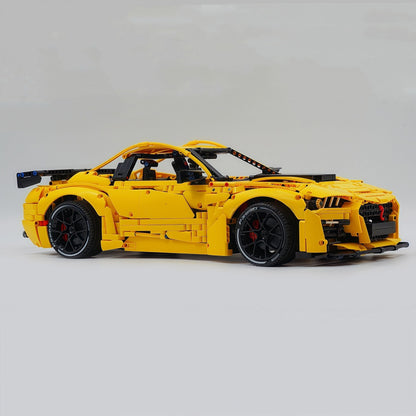 Trilumity Building Block Set: 1: 8 Ford Shelby Gt500, Yellow Customized Version (3400Piece)