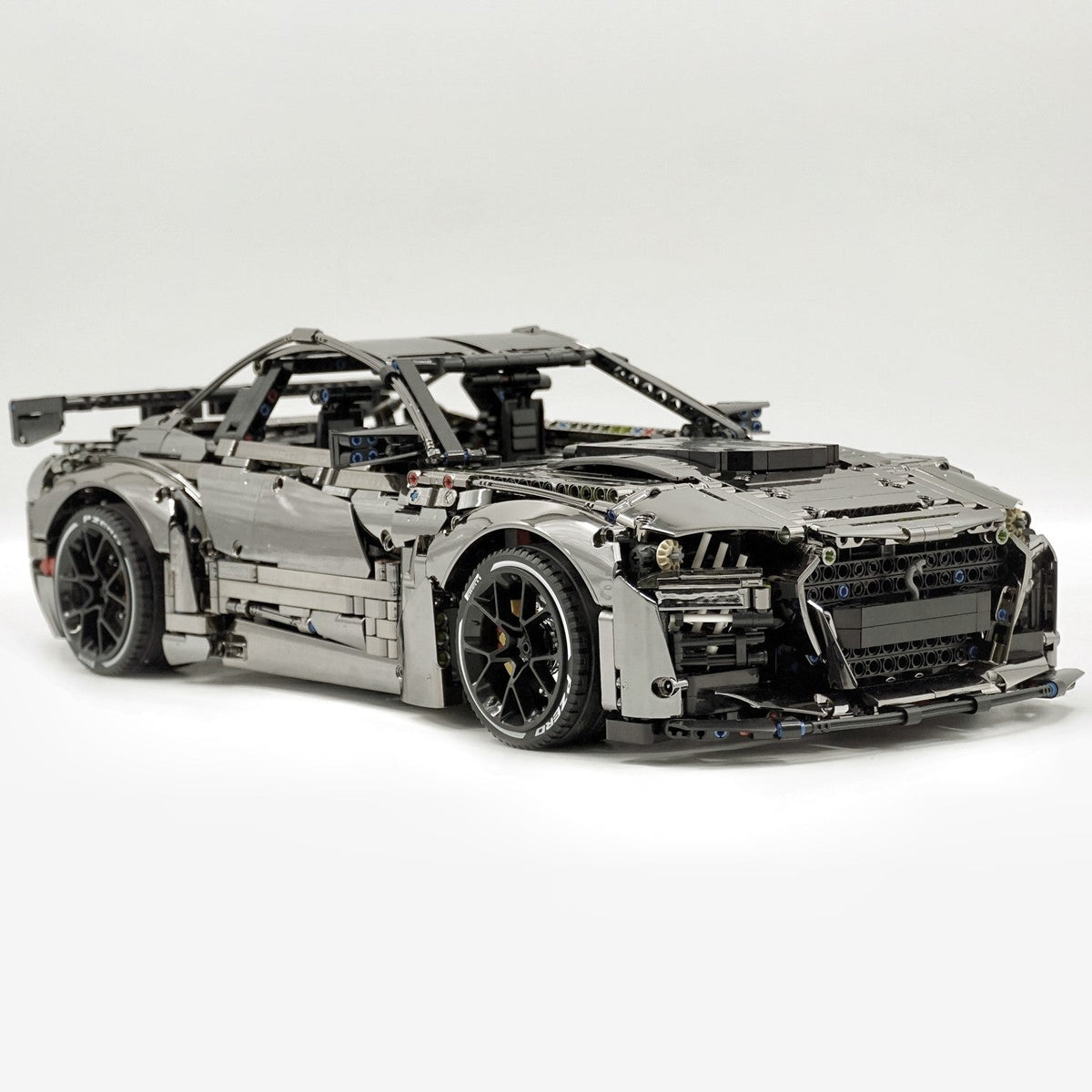 Trilumity Building Block Set: 1: 8 Ford Shelby Gt500, Electroplating Gun Grey Custom Version (3400Piece)