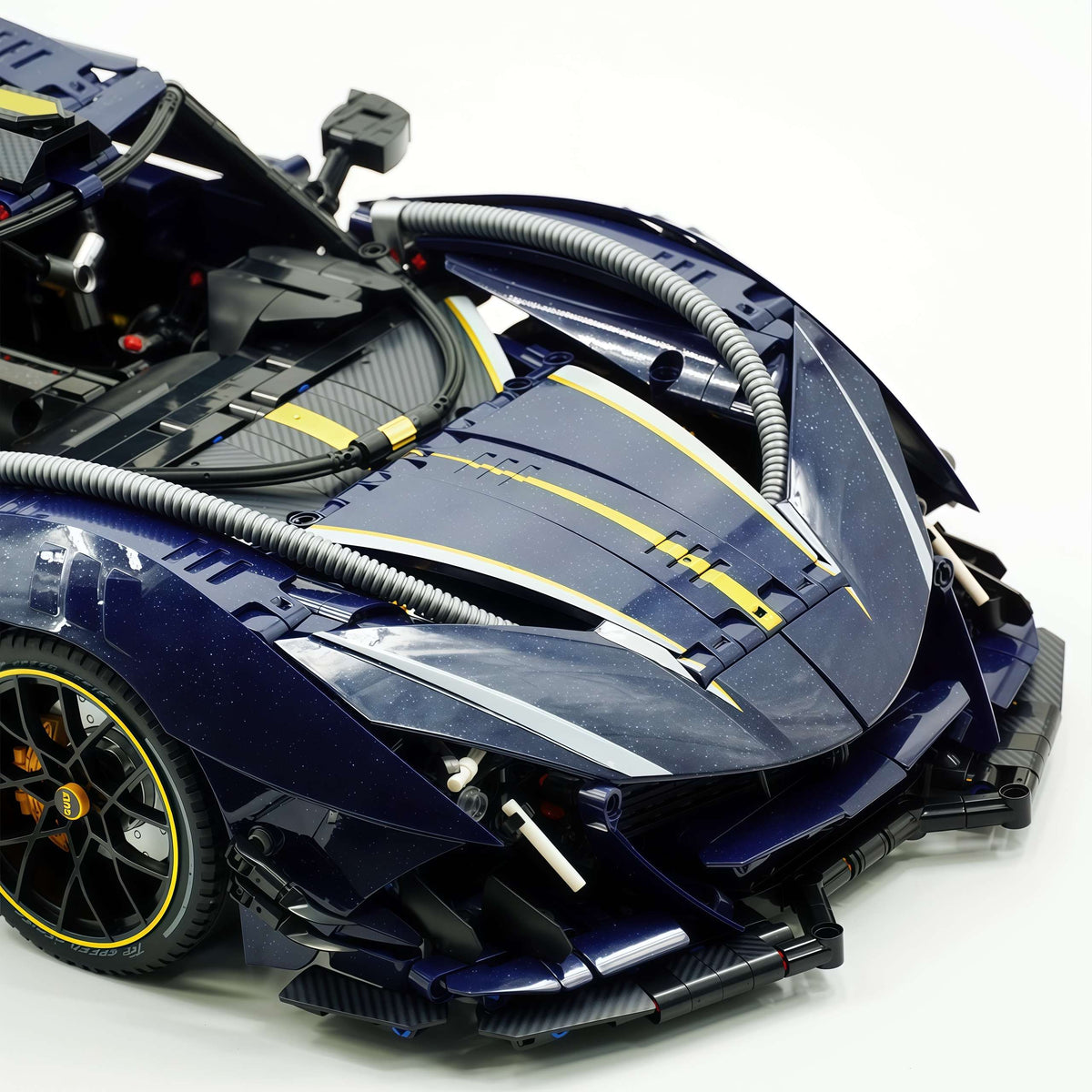 Trilumity Building Block Set: 1:8 Apollo Ie Hypercar — Midnight Edition | Starry Blue Exterior (3656Piece)