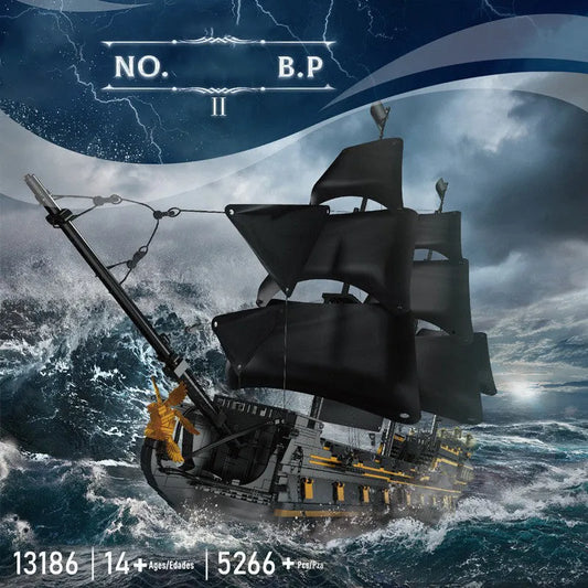 Mould King MOC Building Block Set: Pirates of Caribbean MOC Black Pearl Ship, Model MK13186