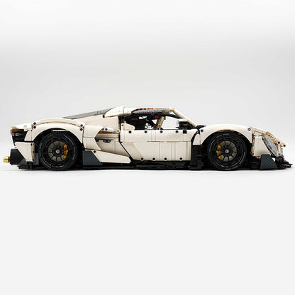 Trilumity Motorized Building Block Set: 1: 8 Alfa Romeo 33 Stradale Supercar, White Goddess Customized Version (3861-Piece)