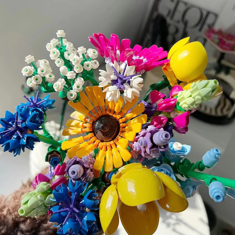 MOC Building Block Set: Botanical Wildflower Bouquet, Model 10030