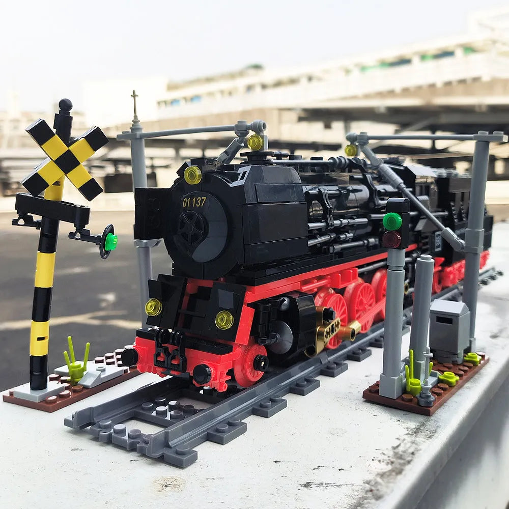 DK MOC Building Block Set: BR01 Simulation Train, Model DK80016