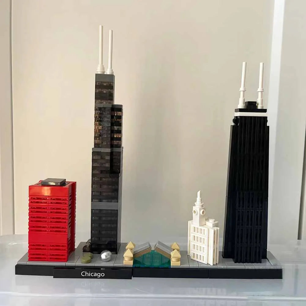 MOC Building Block Set: Chicago Skyline, Model 22888