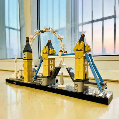 MOC Building Block Set: London Skyline, Model 22889