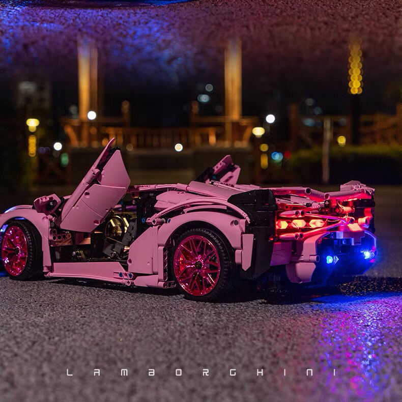 Trilumity Building Block Set: 1: 8 Pink Lamborghini Sian Special Edition (3696-Piece)