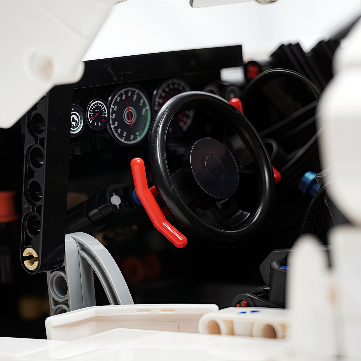 Trilumity Building Block Set: 1:8 Lamborghini Countach Lp5000 Building Set (3970+-Piece)