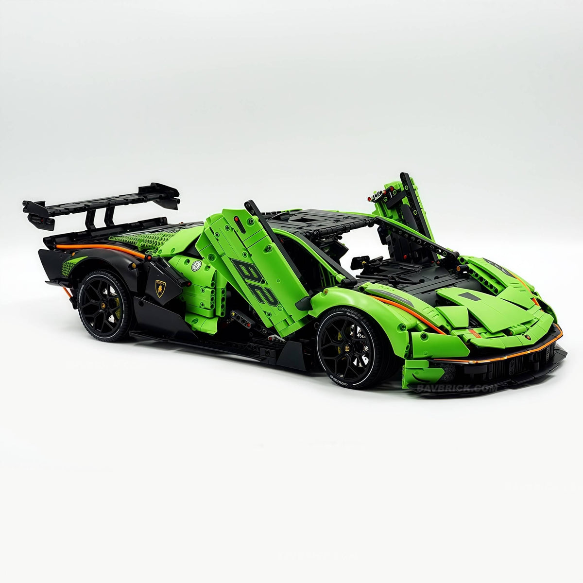 Trilumity Building Block Set: 1: 8 The Ultimate Italian Track-Only V12 Hypercar (4100+Piece)