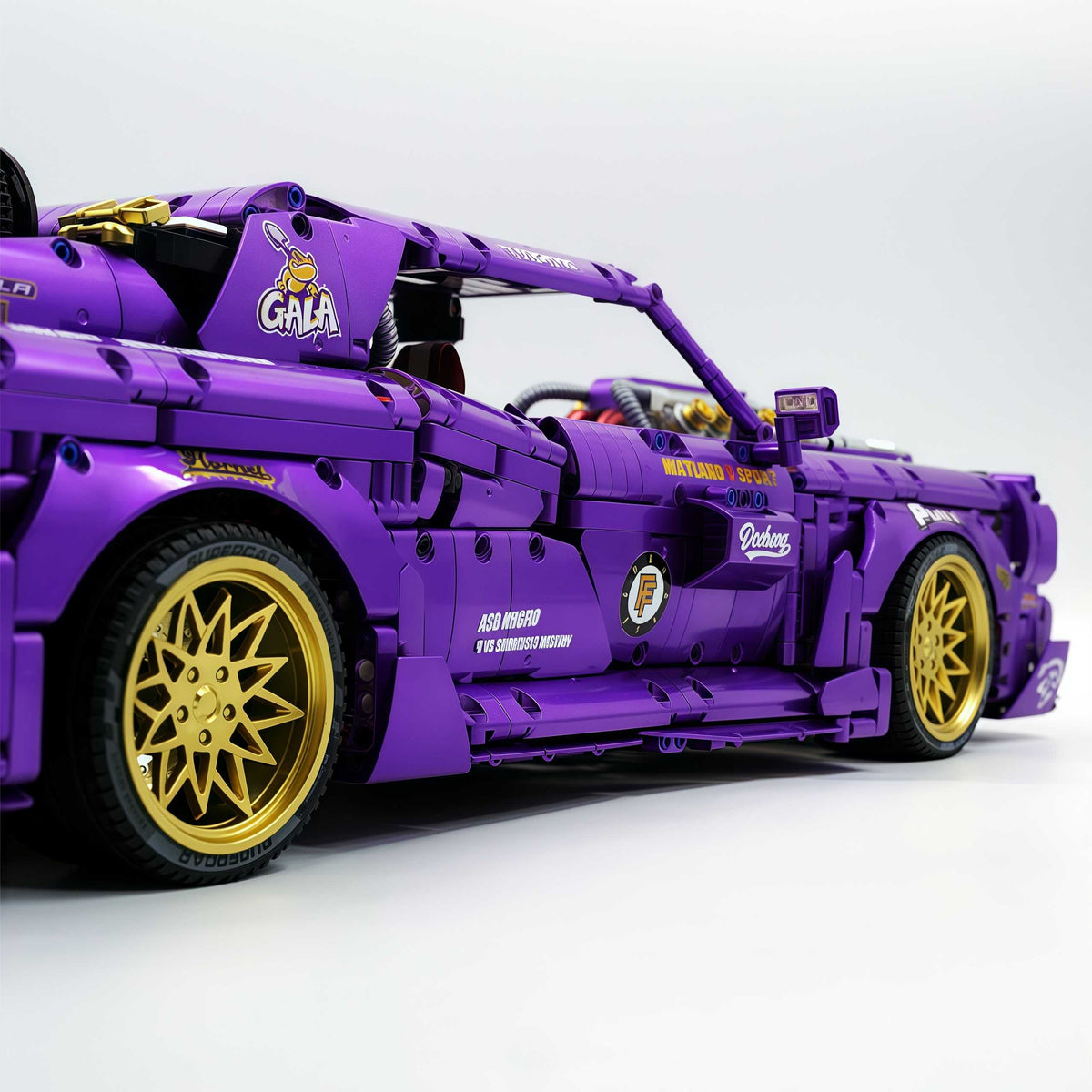 Trilumity Motorized Building Block Set: 1: 8 Dodge Challenger, Pearlescent Purple Paint Customized Version (3751-Piece)