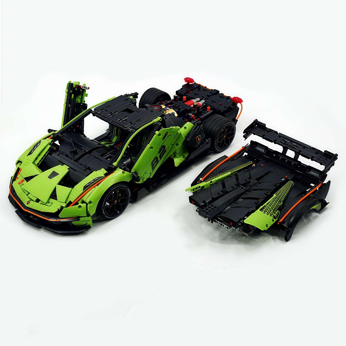 Trilumity Building Block Set: 1: 8 The Ultimate Italian Track-Only V12 Hypercar (4100+Piece)