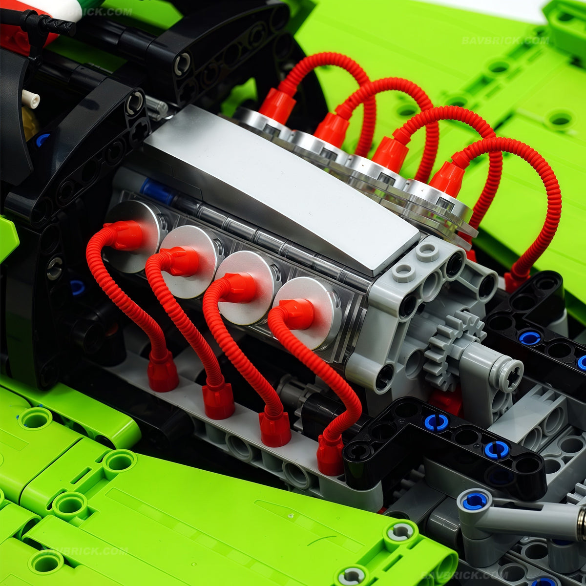 Trilumity Motorized Building Block Set: 1:8 The Ultimate LMDh Hybrid Prototype | 2024 Endurance (3771-Piece)