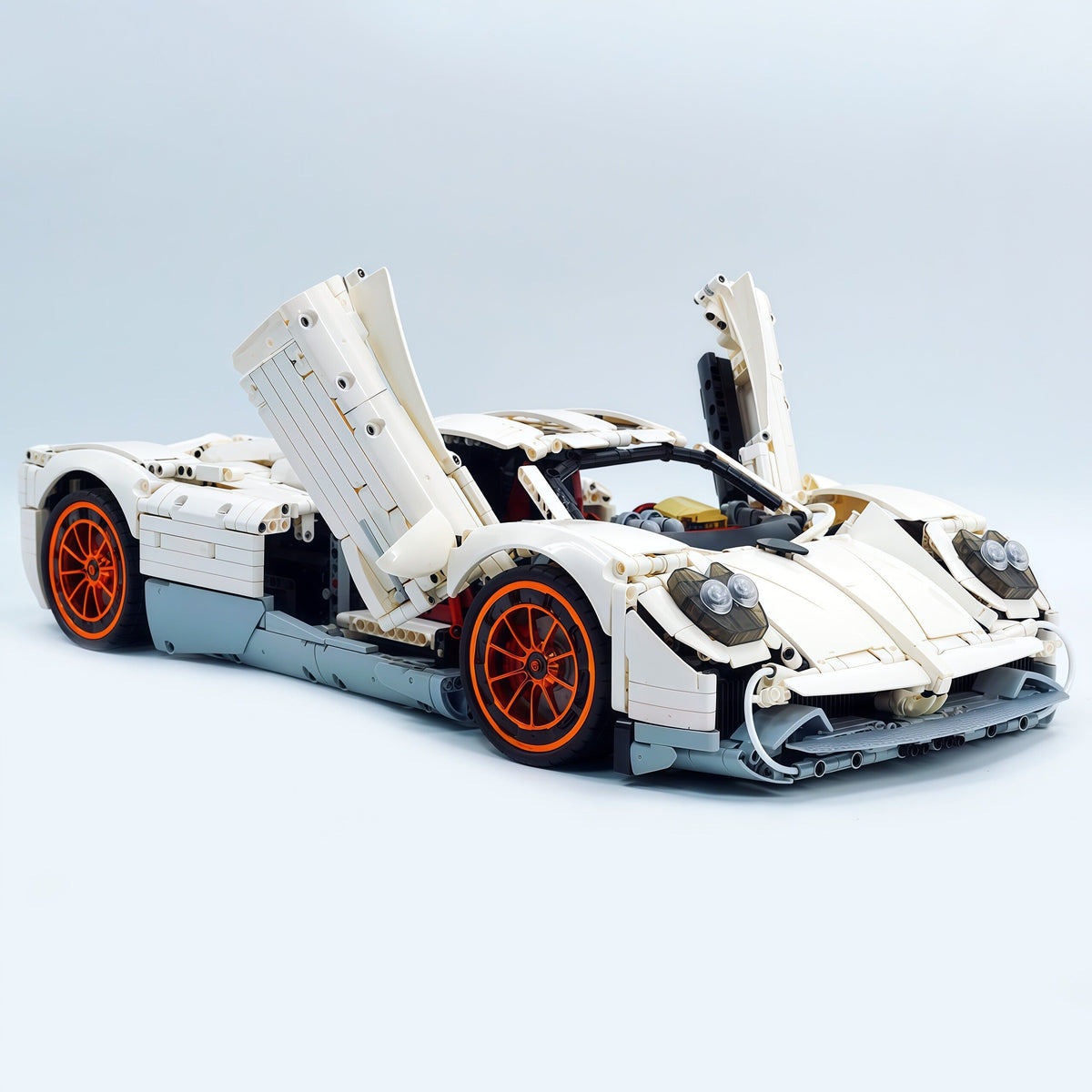 Trilumity Building Block Set: 1:8 Pagani Utopia | Paint White Collector’s Edition (4719-Piece)