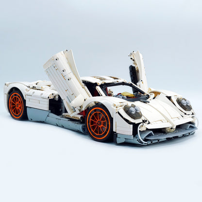 Trilumity Building Block Set: 1:8 Pagani Utopia | Paint White Collector’s Edition (4719-Piece)