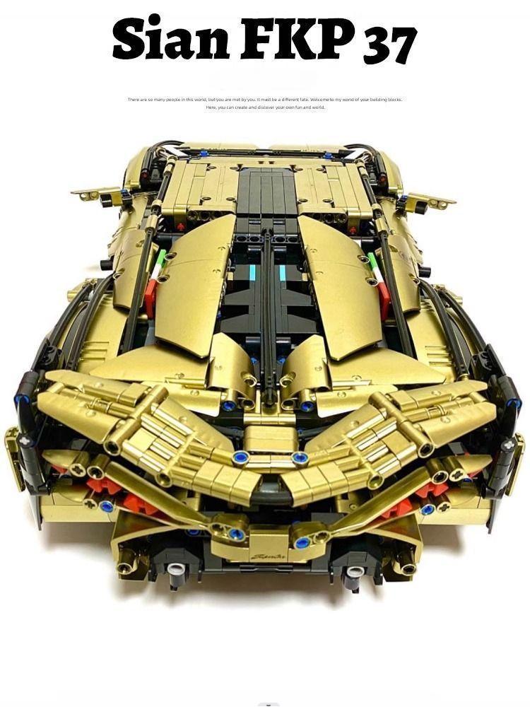 Trilumity Building Block Set: 1: 8 The Ultimate Italian Gold Supercar Custom Edition (3955-Piece)