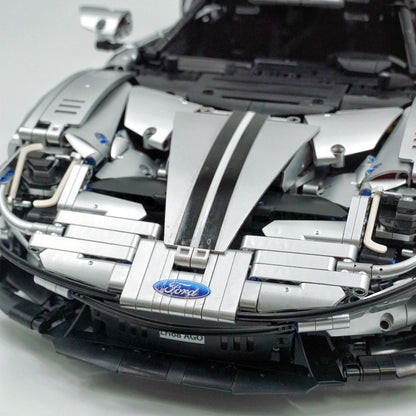 Trilumity Building Block Set: 1: 8 Ford GT Silver Supercar (3056-Piece)