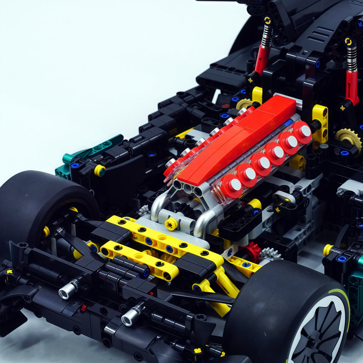 Trilumity Building Block Set: 1: 8 Aston Martin Valkyrie Hypercar (3869-Piece)