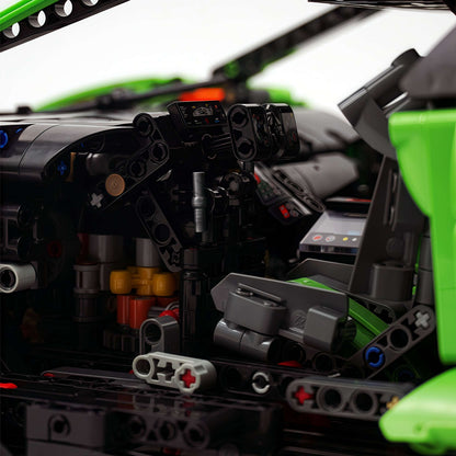 Trilumity Building Block Set: 1: 8 The Ultimate Italian Track-Only V12 Hypercar (4100+Piece)
