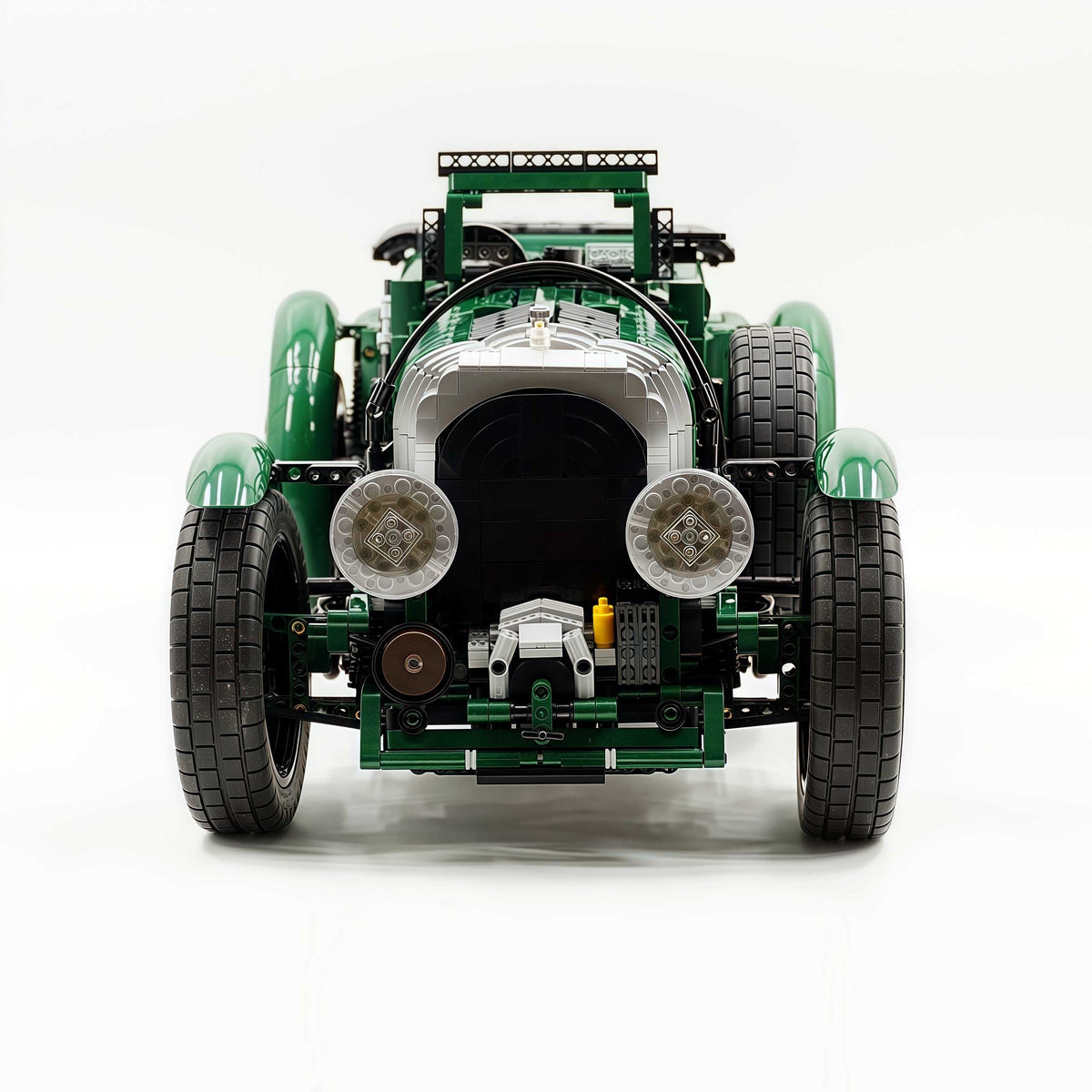 Trilumity Motorized Building Block Set: 1:8 Bentley Blower Junior | Vintage Aesthetic City Car Set (3918+-Piece)
