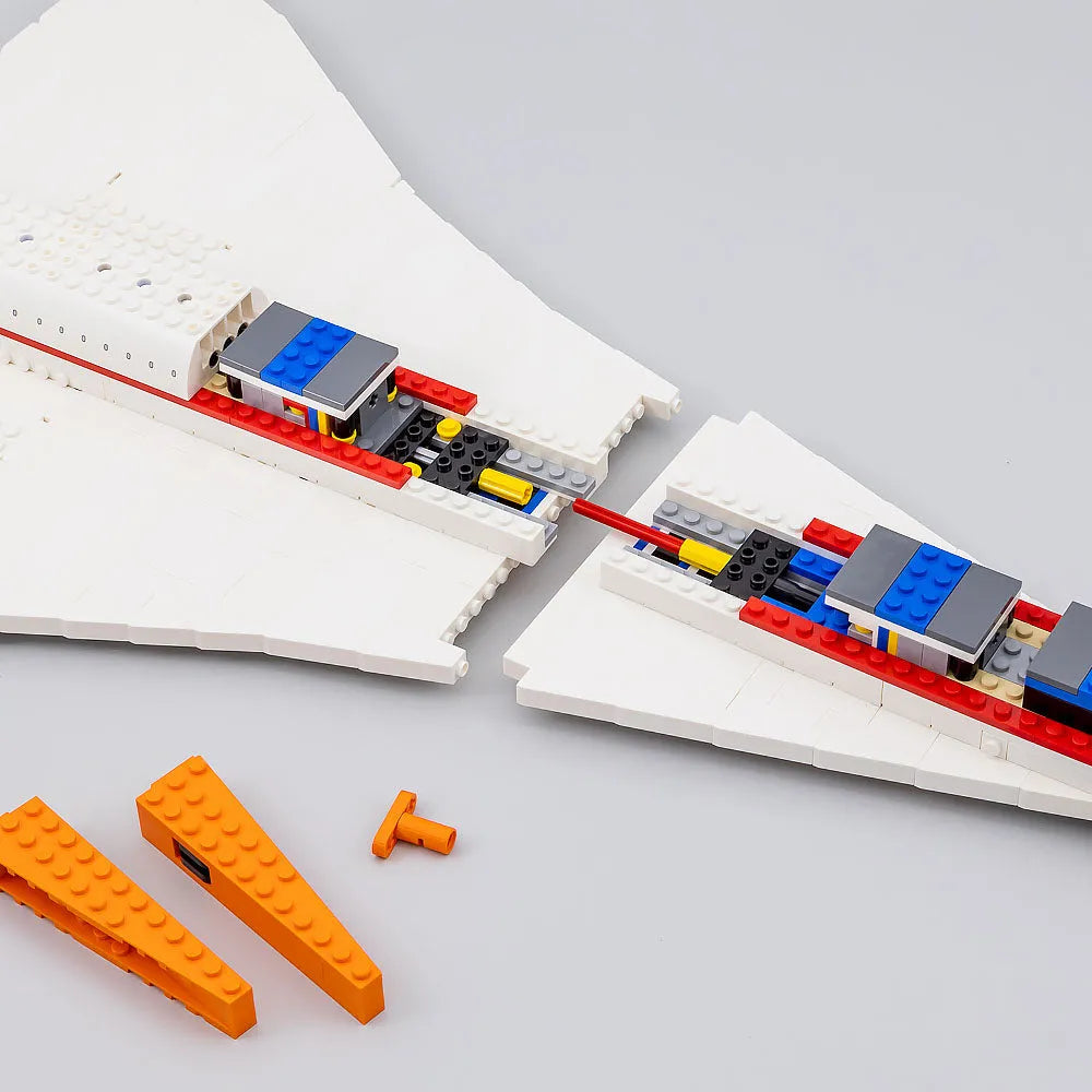 MOC Building Block Set: Concorde, Model 80318
