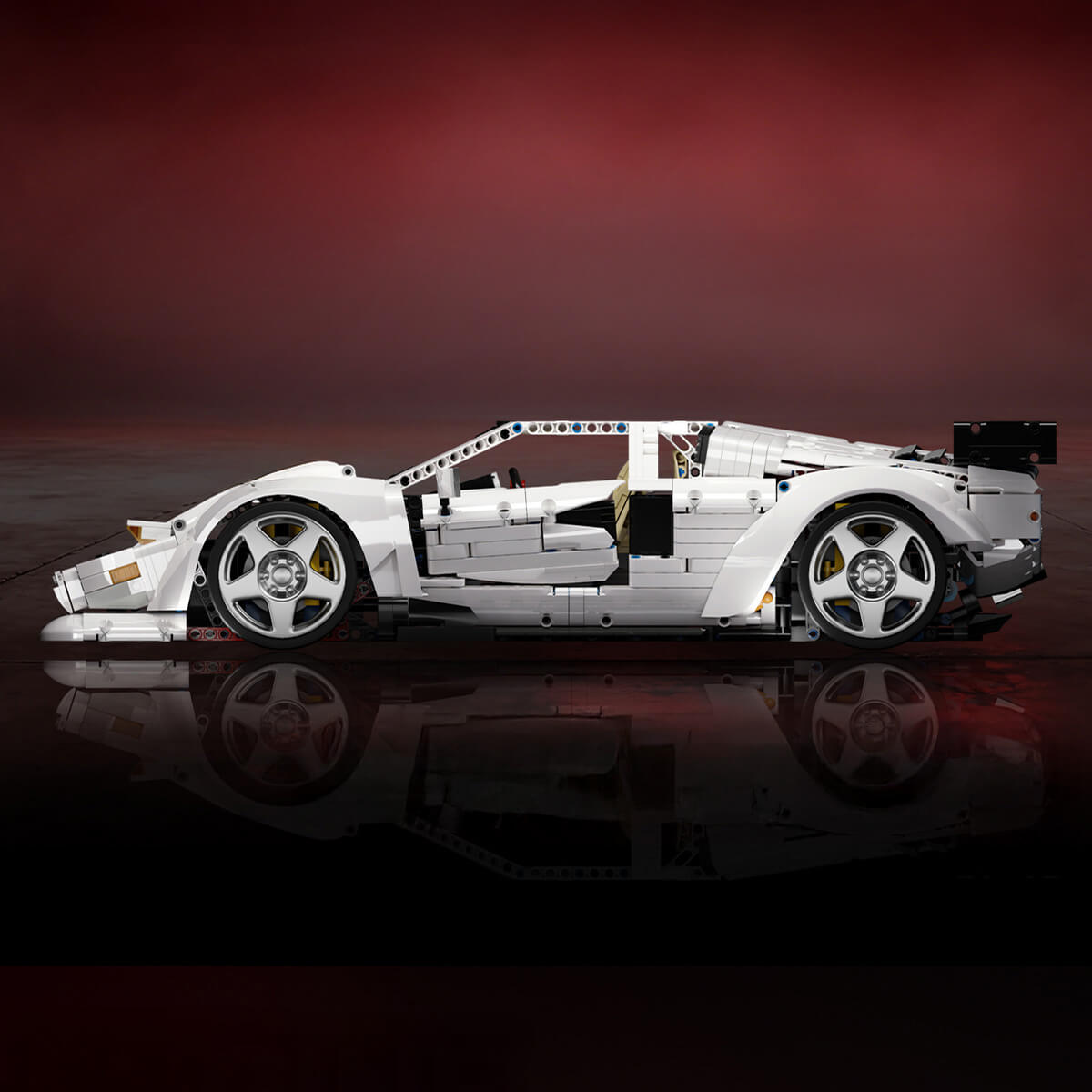 Trilumity Building Block Set: 1:8 Widebody Classic Italian 80s Icon – Pearlescent White Edition (4301-Piece)