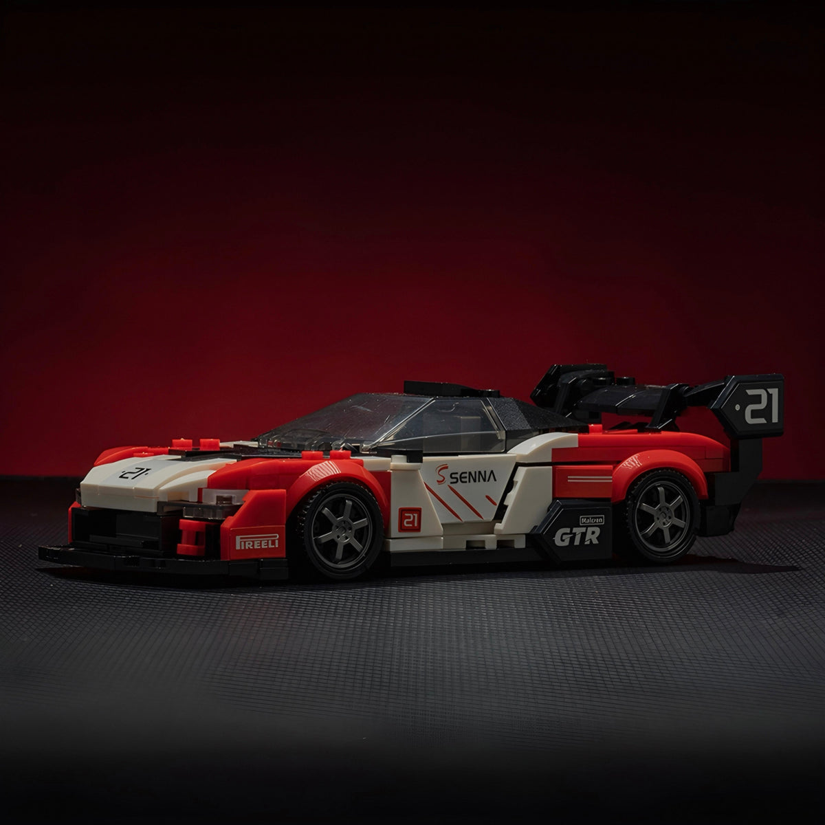 Trilumity Building Block Set: 1: 24 British Track Focus GTR (347-Piece)