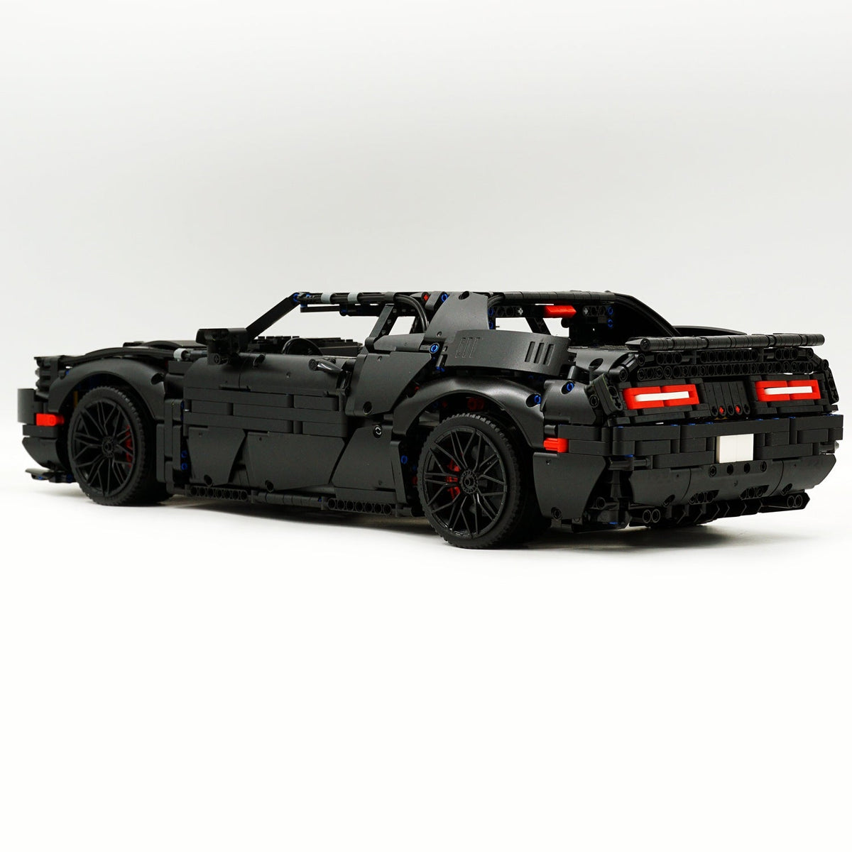 Trilumity Building Block Set: 1: 8 Dodge Challenger, Black Samurai Customized Version (3300+Piece)